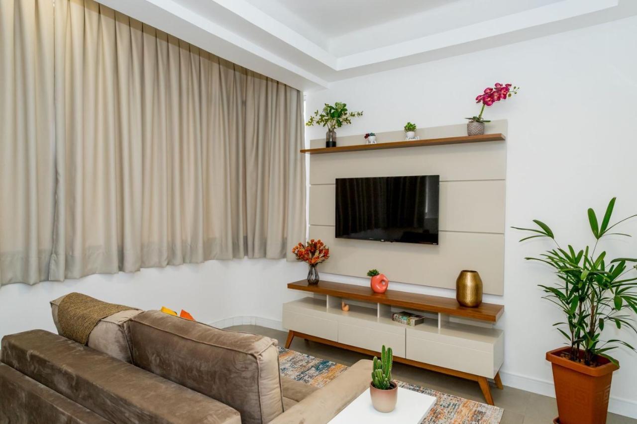 Relax Em Copacabana, Quarto E Sala, 150 Mt Da Praia, Cozinha, Maq De Lavar Roupa E Ar ริโอเดจาเนโร ภายนอก รูปภาพ